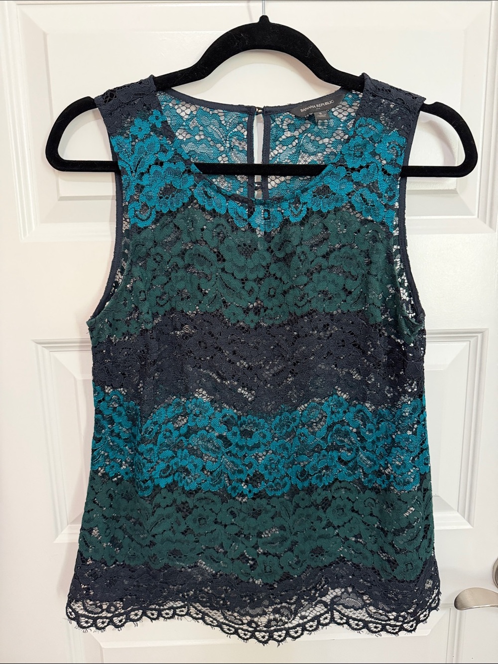Banana Republic Women's Small Teal, Navy & Forest Green Lace Sleeveless Top